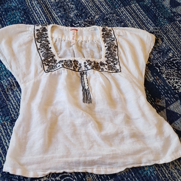 Free People Tops - Free People boho linen blouse
